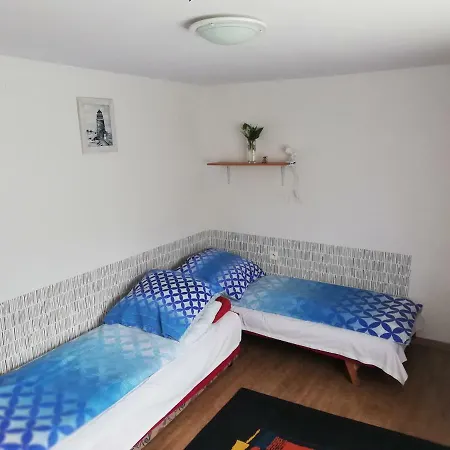 Dom Goscinny Asia בית אירוח קולובז'ג