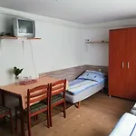 Проживание в семье Dom Goscinny Asia *