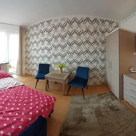 Dom Goscinny Asia * Kolobřeh