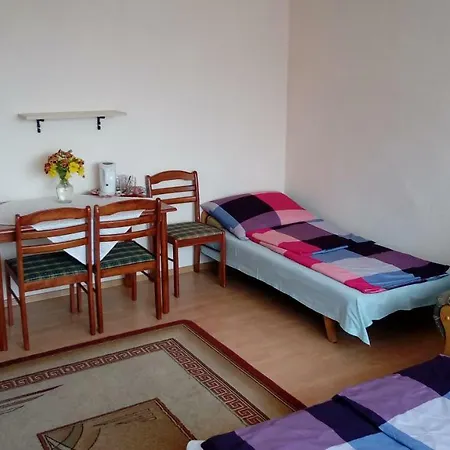 Dom Goscinny Asia Ubytování v soukromí *